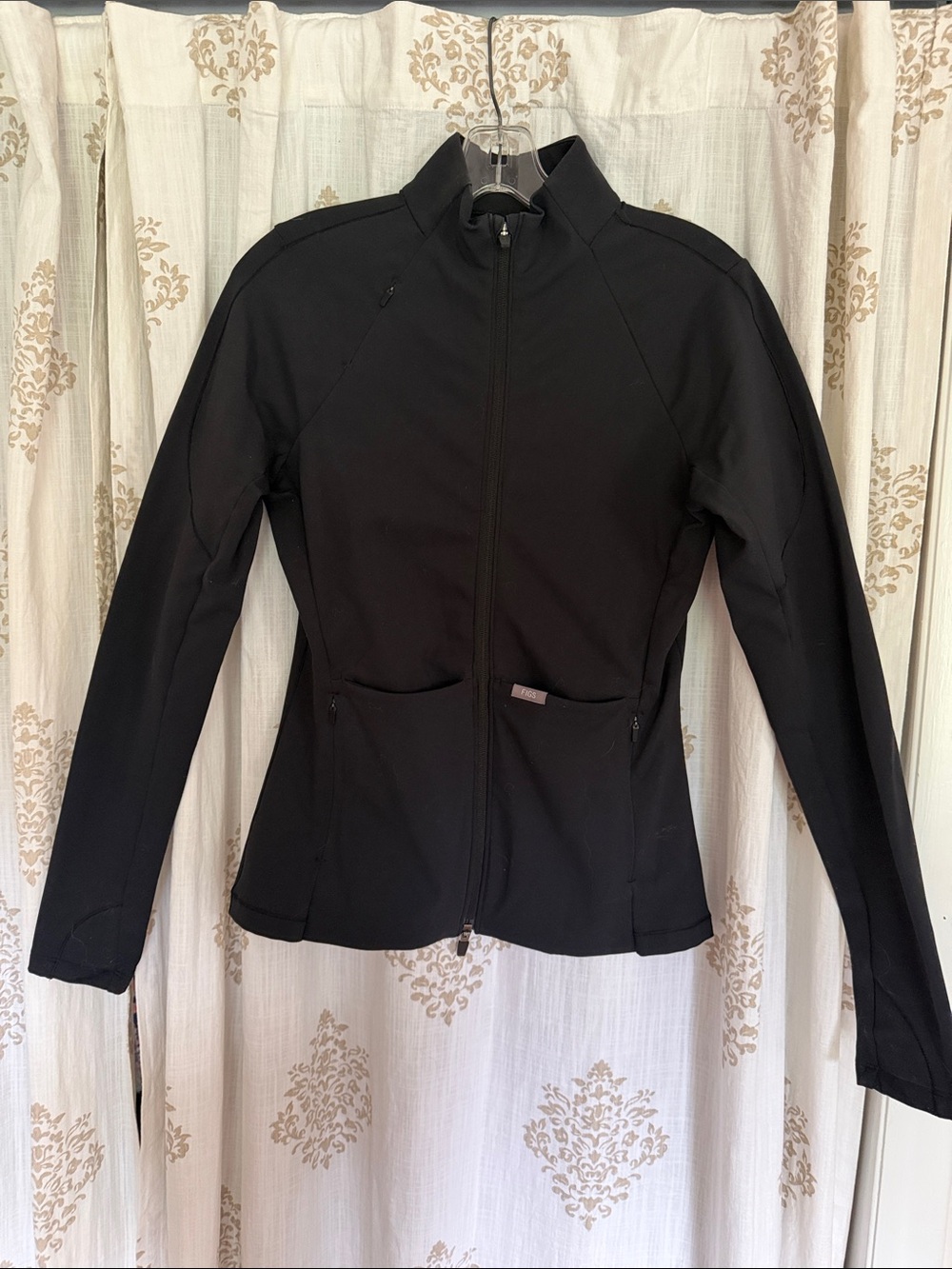 Figs Women’s Black Full-Zip Bomber Jacket
